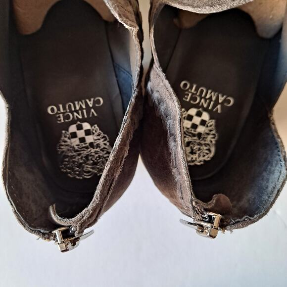 Vince Camuto Palmina Perforated Suede Block Heel Ankle Boot Brown Women Size 9.5 - Picture 11 of 13